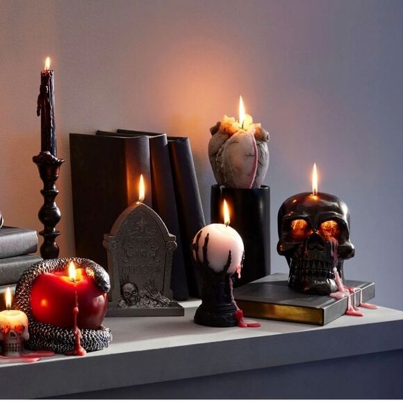 New Halloween Hand Wrapped Ball with Bleeding Red Candle, Зх5 - Picture 4 of 4